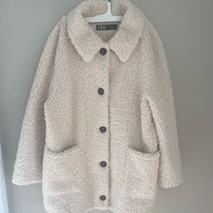 Zara white teddy jacket: never worn tags still on!